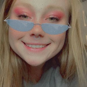 Meet your Posher, Shayla